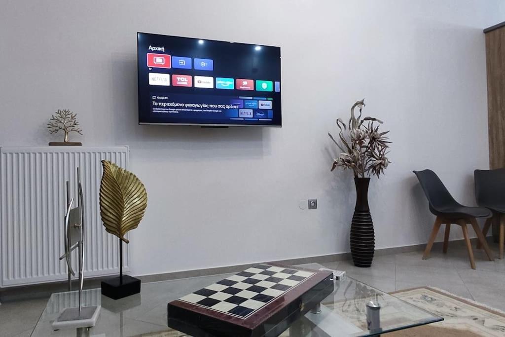 Modern Apartment In Itea Exterior foto