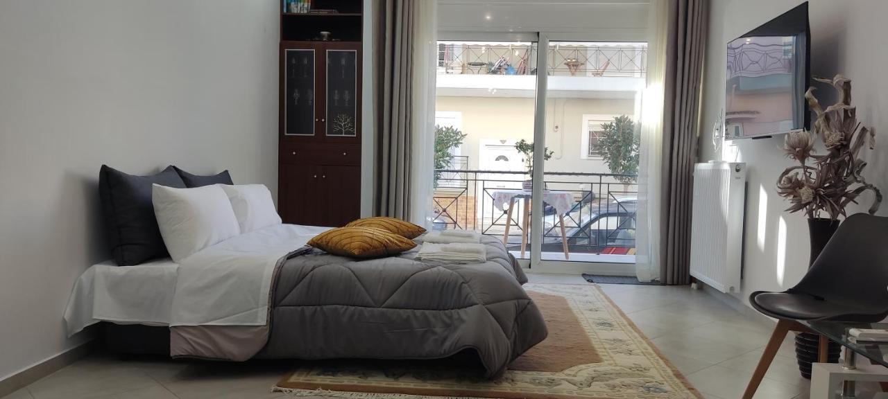 Modern Apartment In Itea Exterior foto